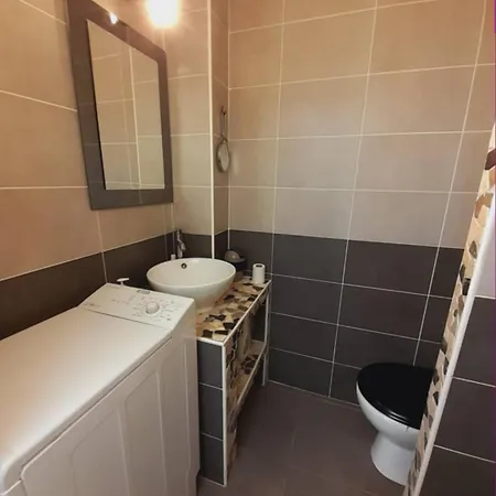 Le Colisee Joli Mt St Martin Proche Port Cap D'agde Apartment *